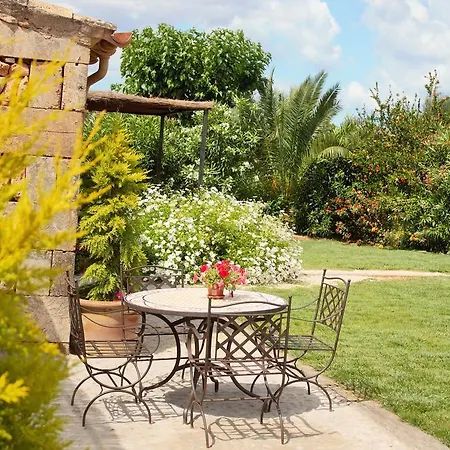 Finca Cugulutx Country house *