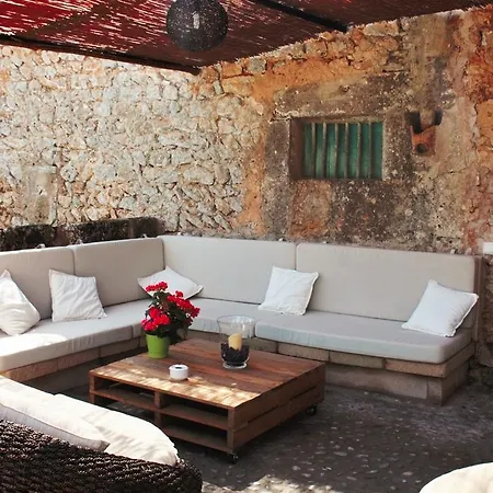 Finca Cugulutx Country house *